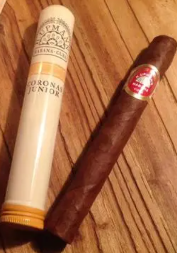 乌普曼小皇冠 H. Upmann Petit Coronas